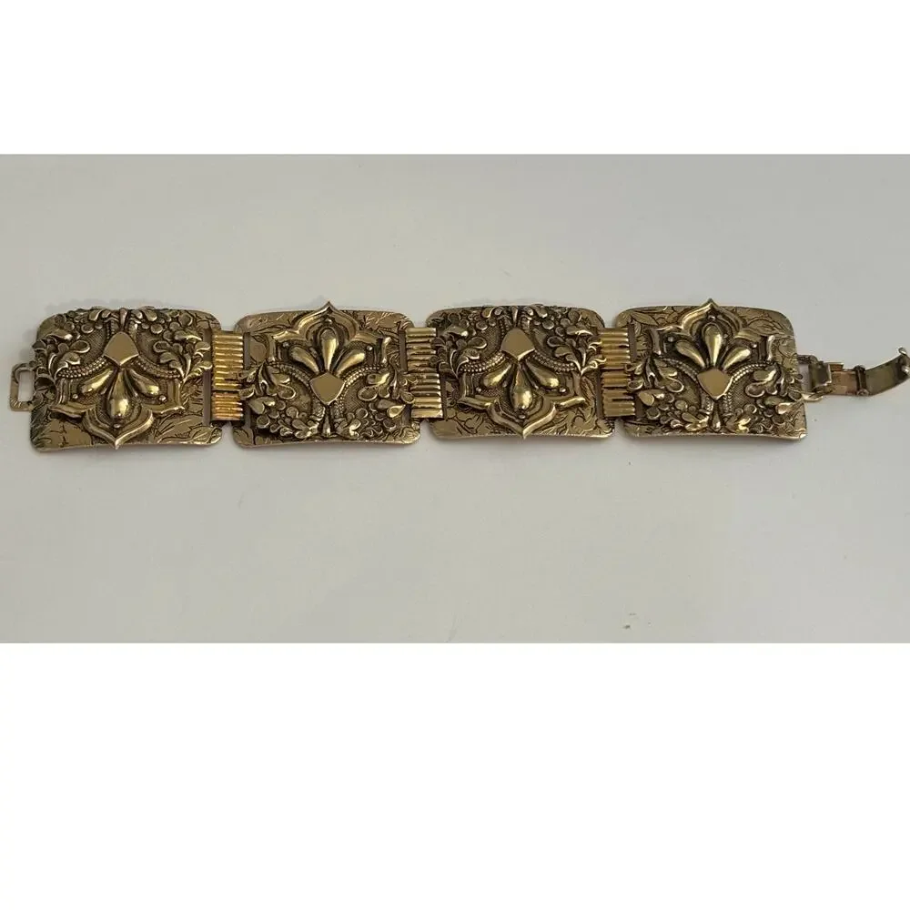 Vintage Gold Tone Panel Blacelet Victorian Style